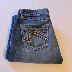 BKE Denim Kate Stretch 28 x 33 1/2 Jeans